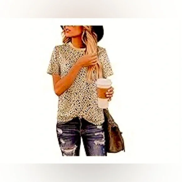 Crewneck T, Animal Print Leopard tan & black, Short Sleeve, Women’s Size L - Picture 3 of 3